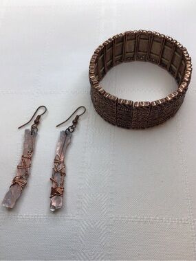 Copper-Tone Stretch Bracelet and Wire-Wrapped Drop Earrings Set